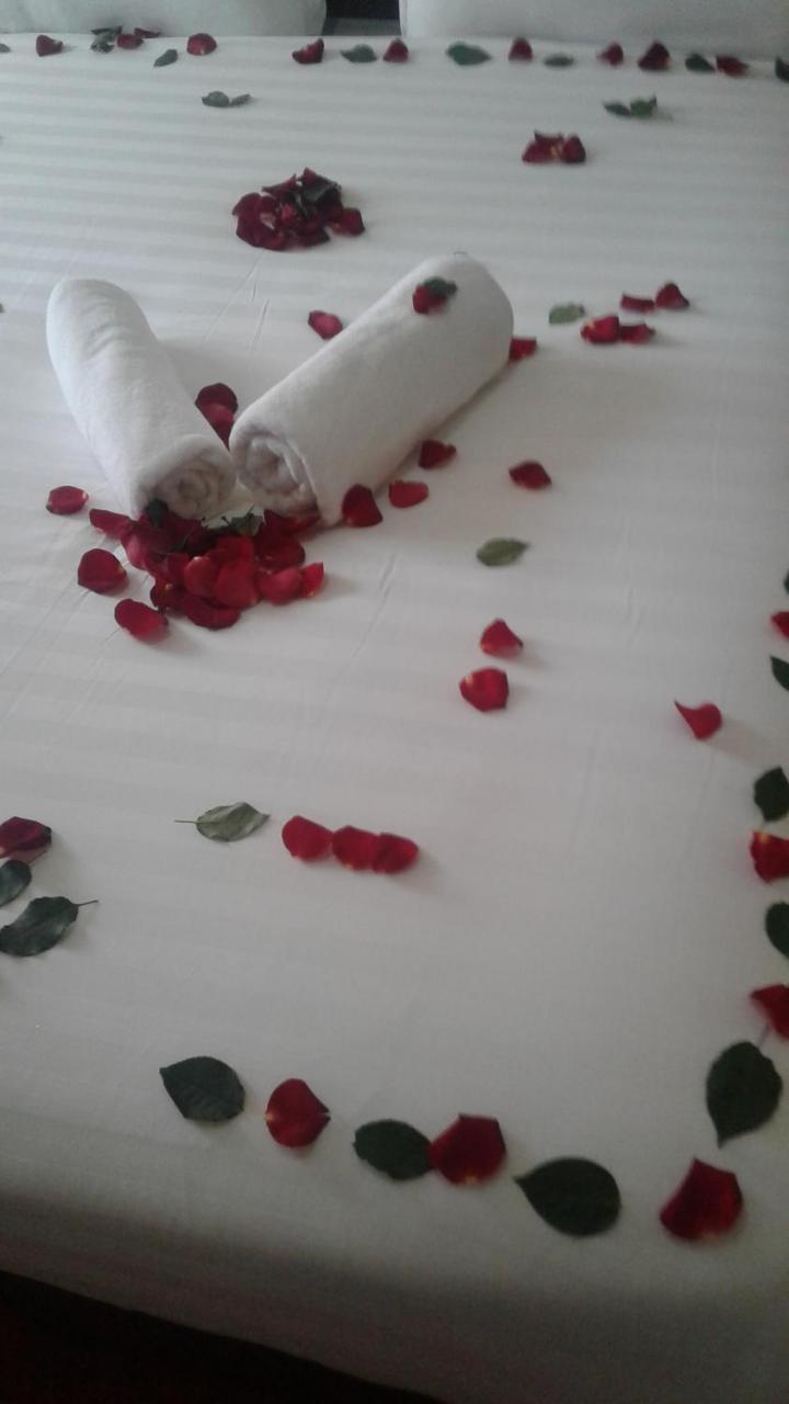 Caron Pension Bahir Dar Buitenkant foto