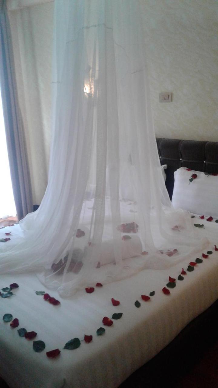 Caron Pension Bahir Dar Buitenkant foto