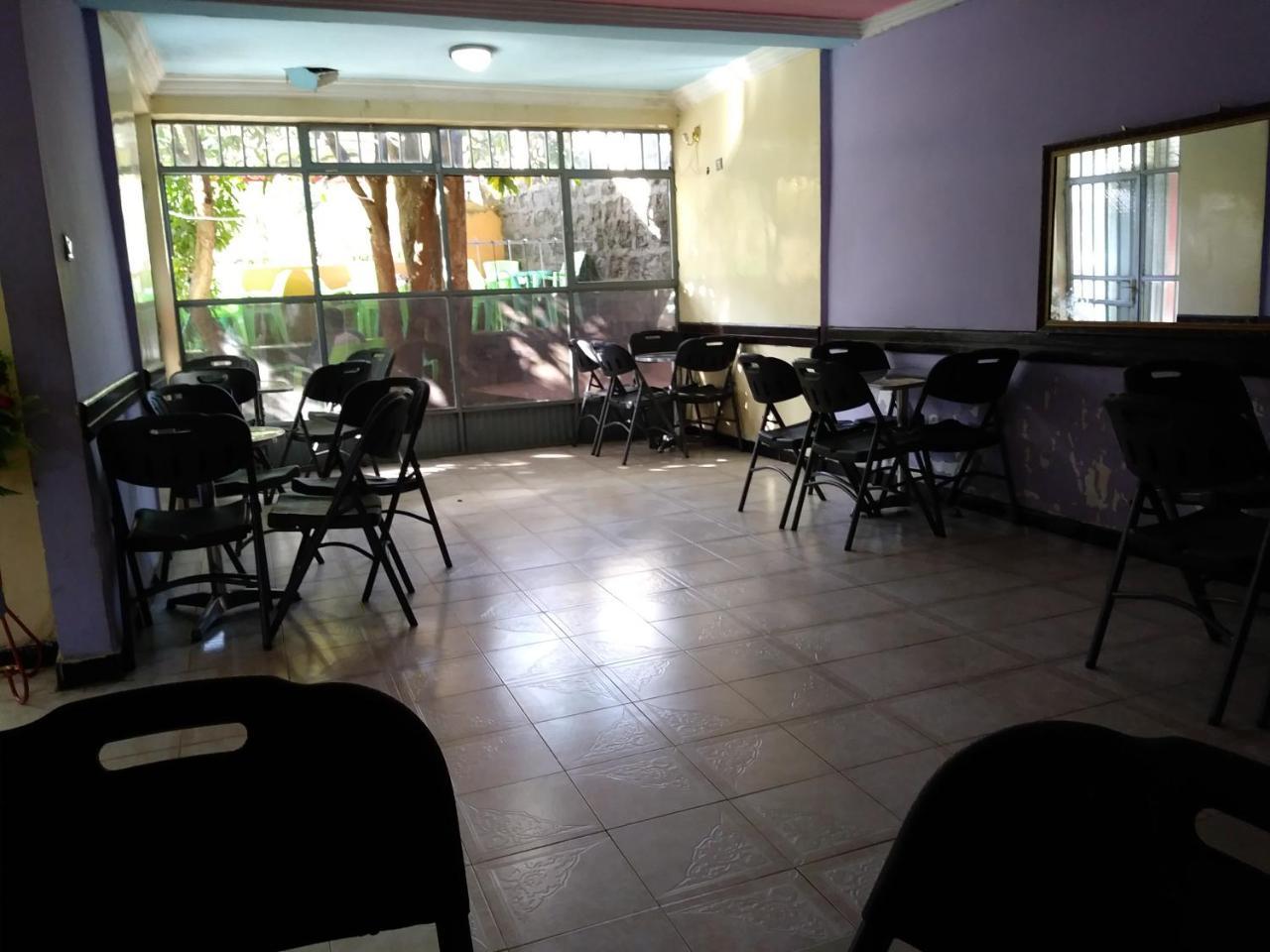 Caron Pension Bahir Dar Buitenkant foto